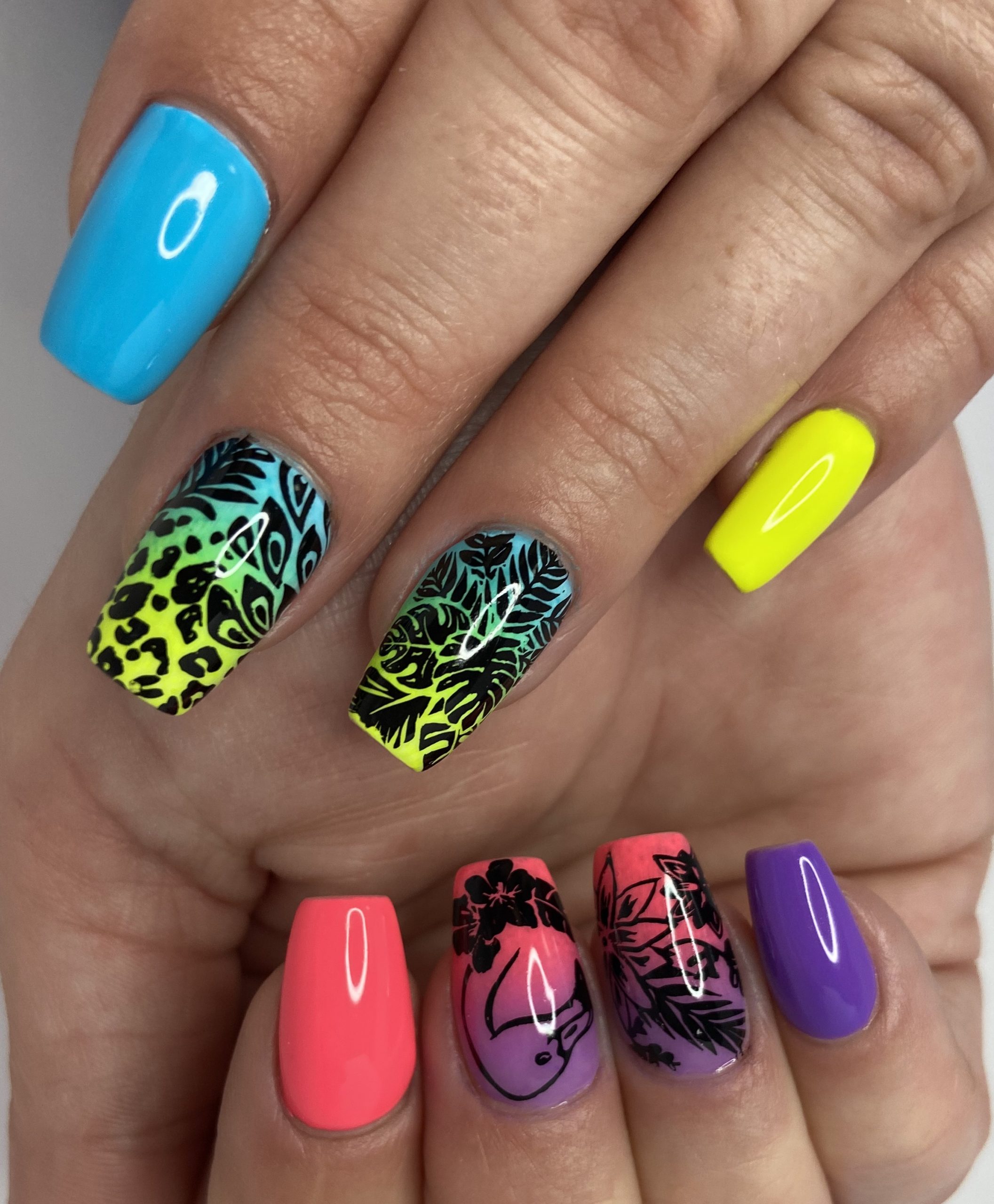 neon nails