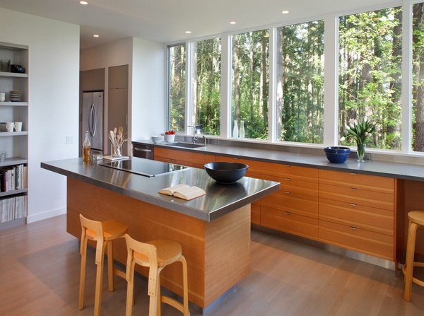 Kitchen Decoration With Window