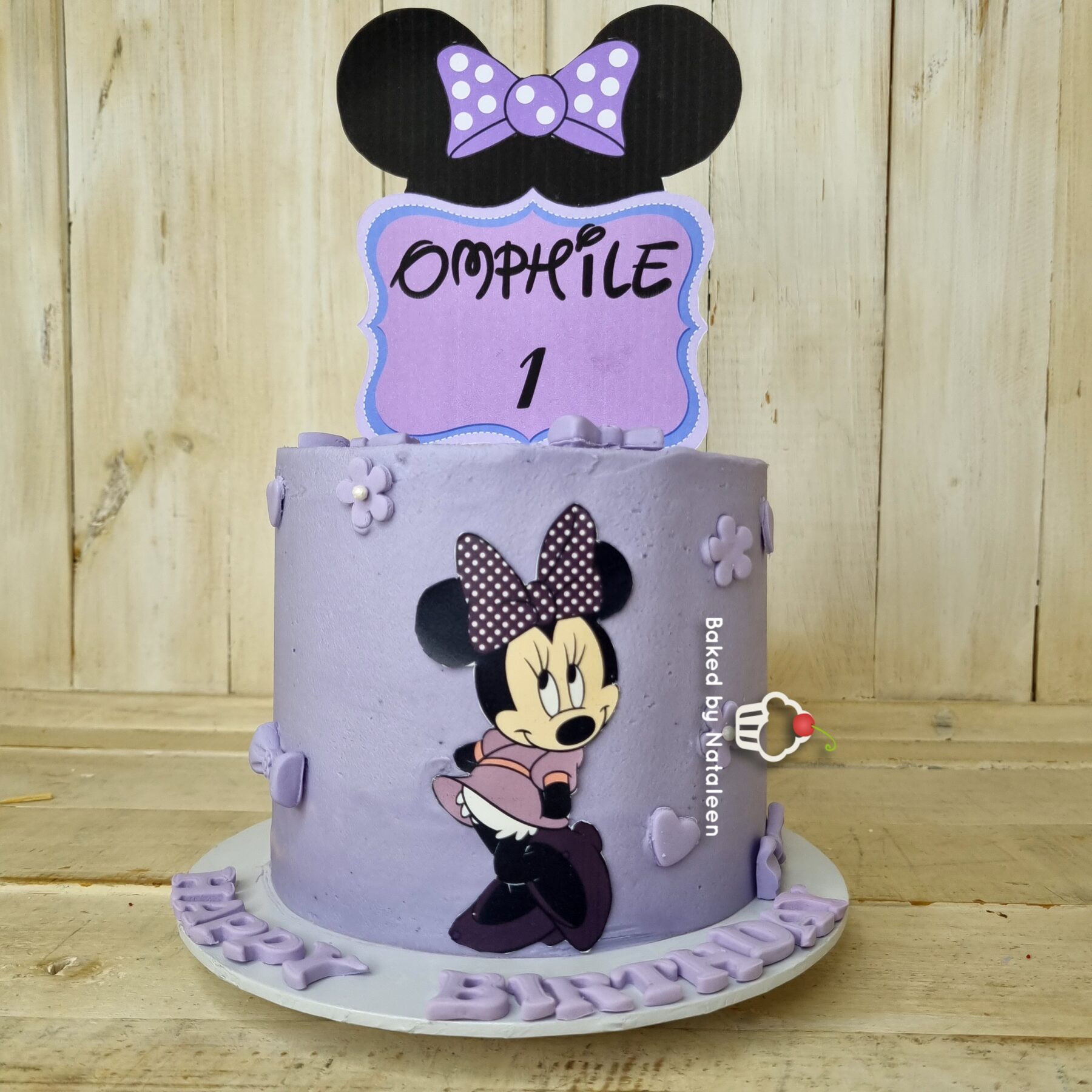 Minnie Decorated Cake