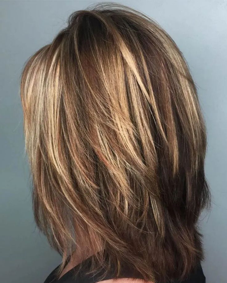 women's medium layered haircut