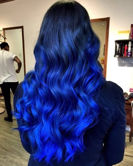 Cabelo Azul com Mechas