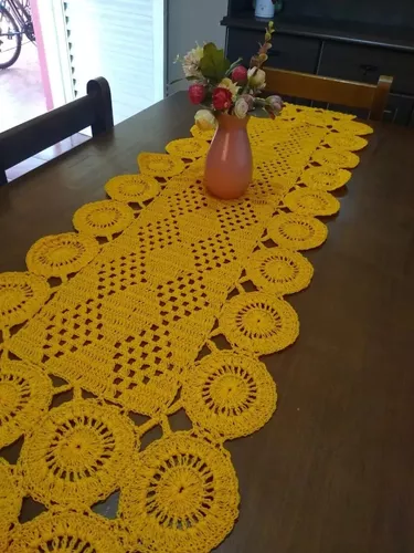 Caminho De Mesa De Crochê Amarelo