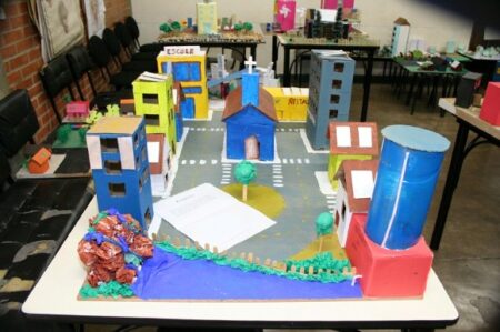 Maquete Escolar Fácil