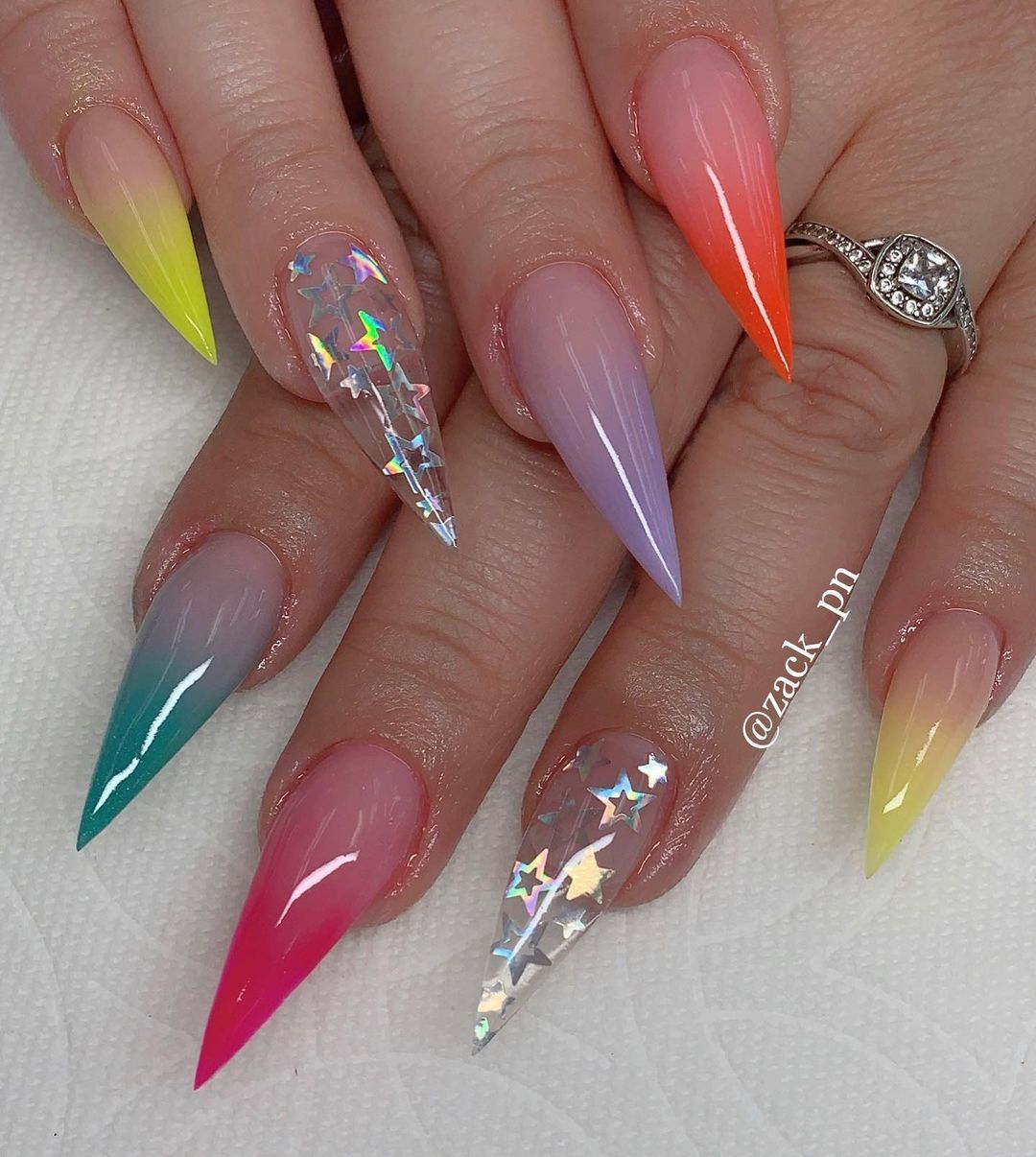 Unhas Stiletto Decoradas