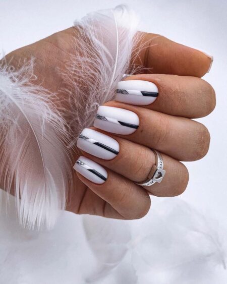 Black and White Decorated Nail