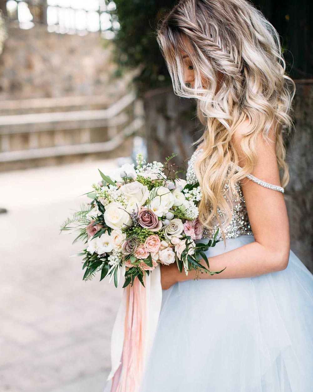 loose bridal hairstyle