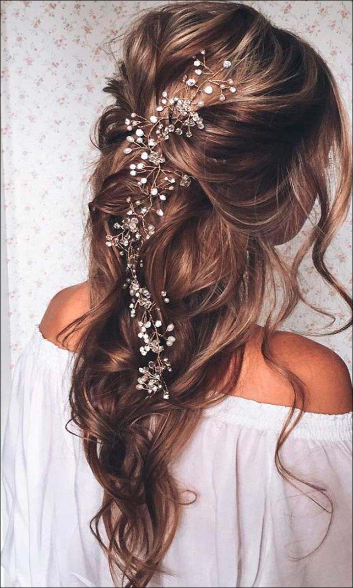 loose bridal hairstyle