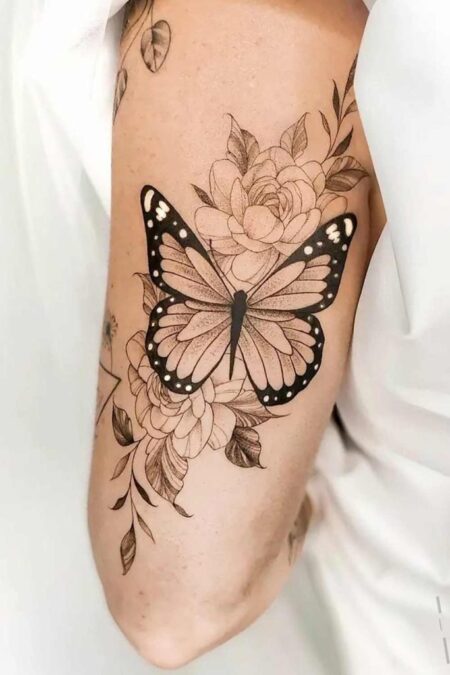 tatuagem-feminina-borboleta-no-braco