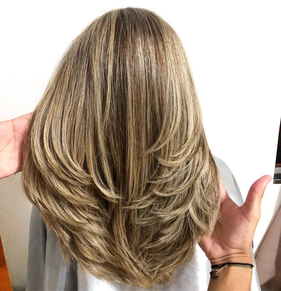 cabelo-liso-cortado-em-u