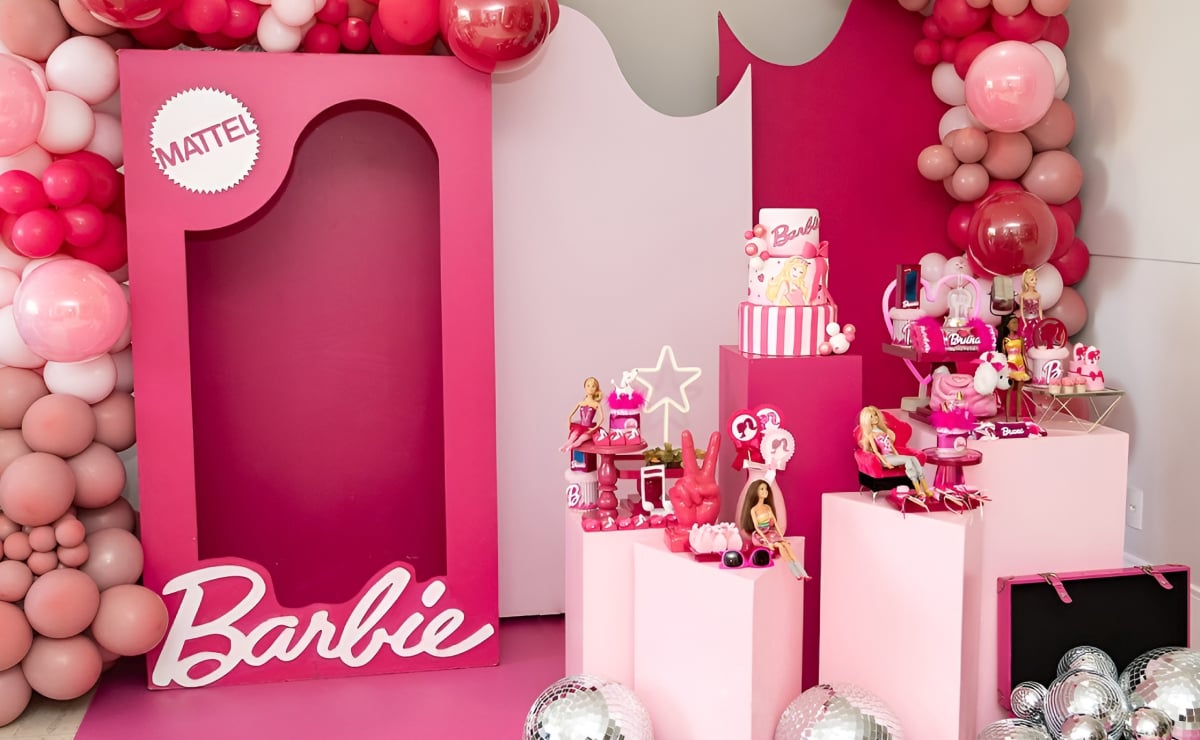 como-fazer-decoracao-da-barbie