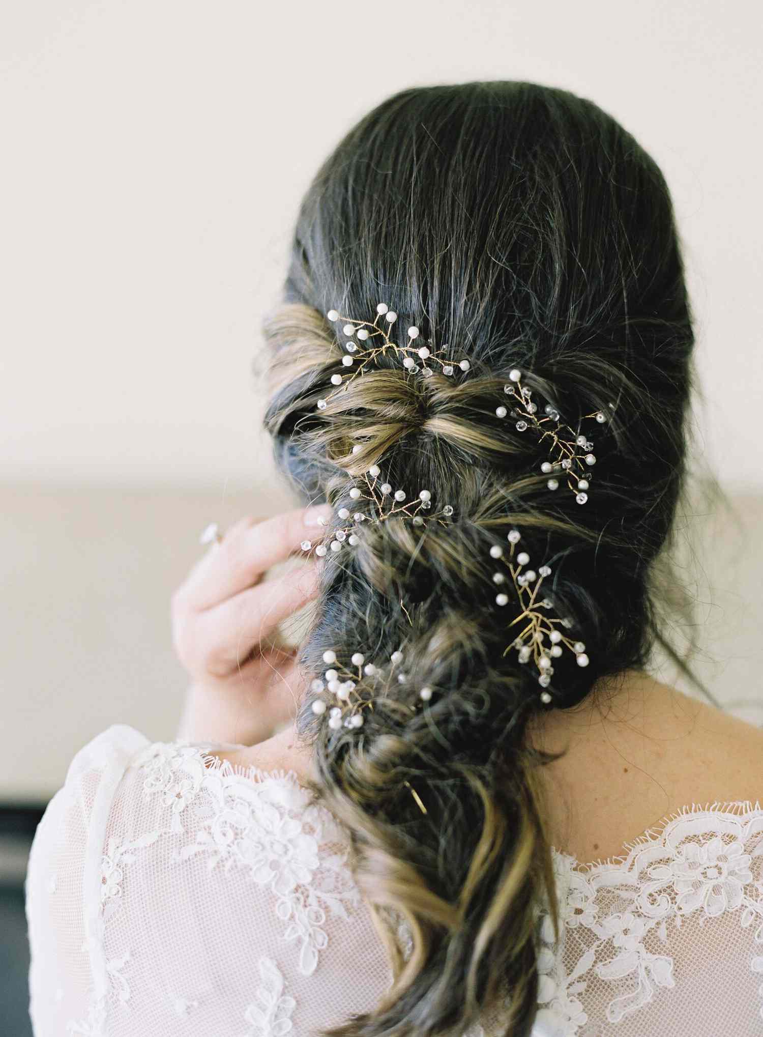 loose bridal hairstyle