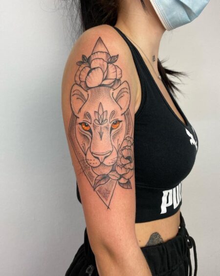 tatuagem-feminina-leoa