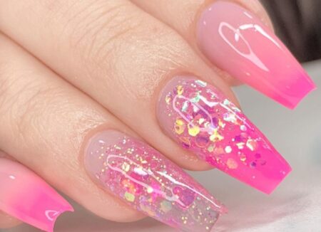 Unha Rosa com Glitter