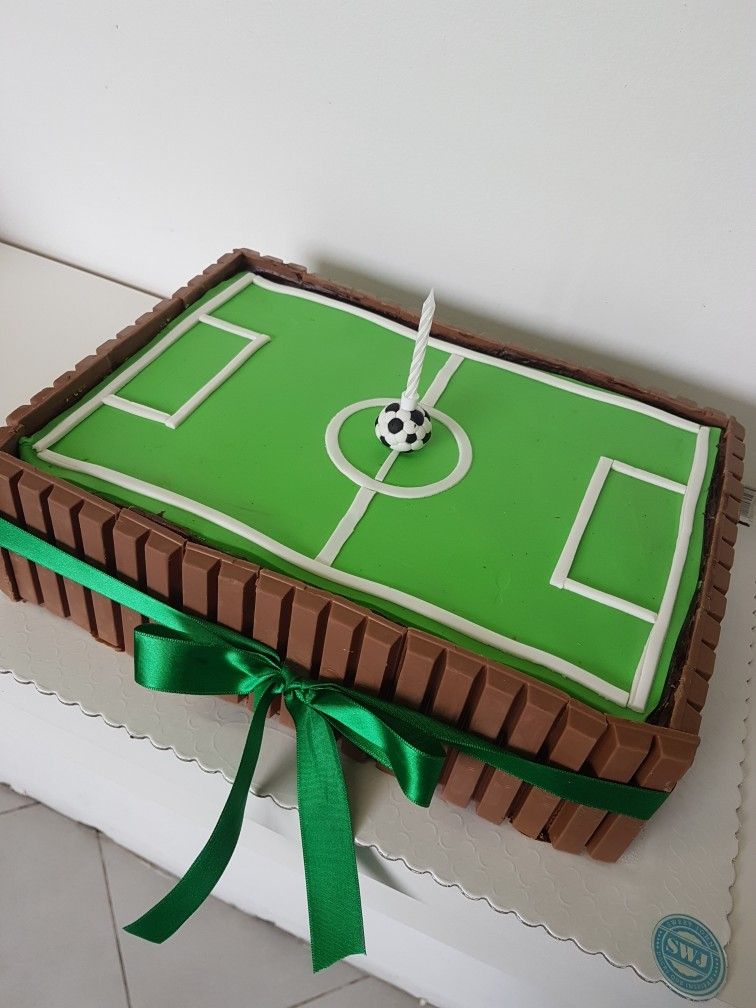 Bolo Decorado Campo Futebol