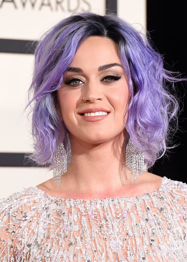 celebrity with violet hair