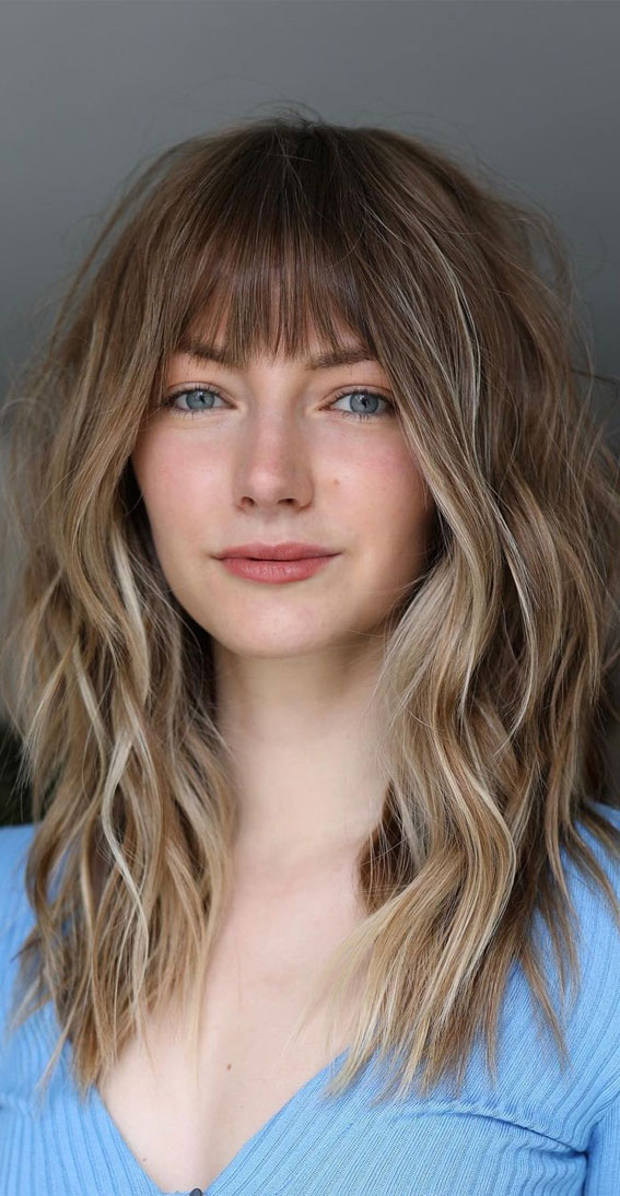 women's medium layered haircut