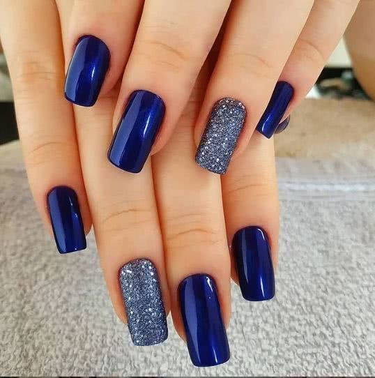 Unhas Decoradas Azul Escuro