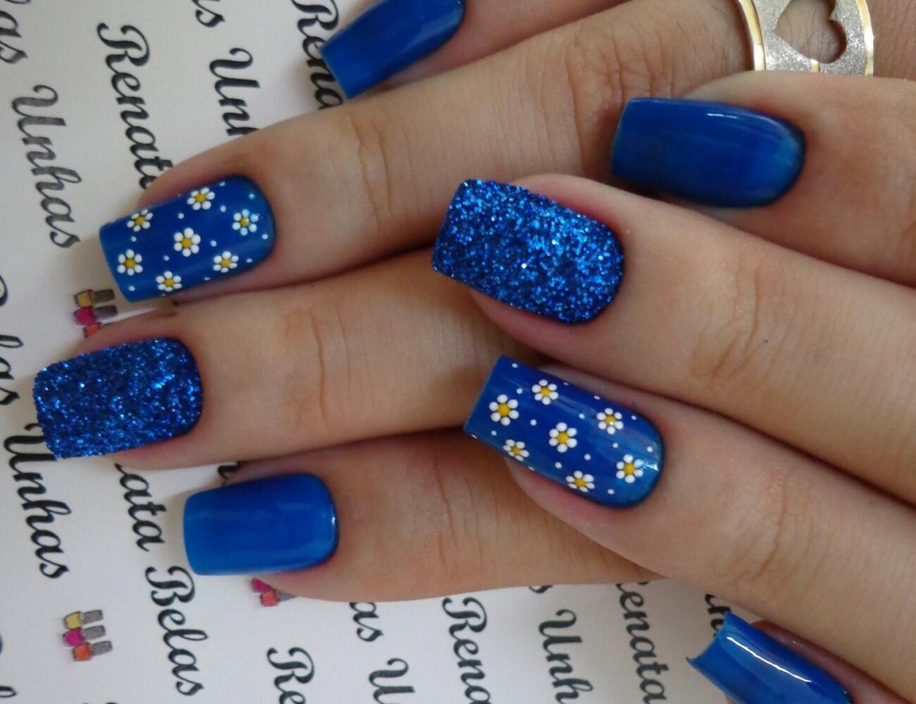 Unhas Decoradas Azul Escuro