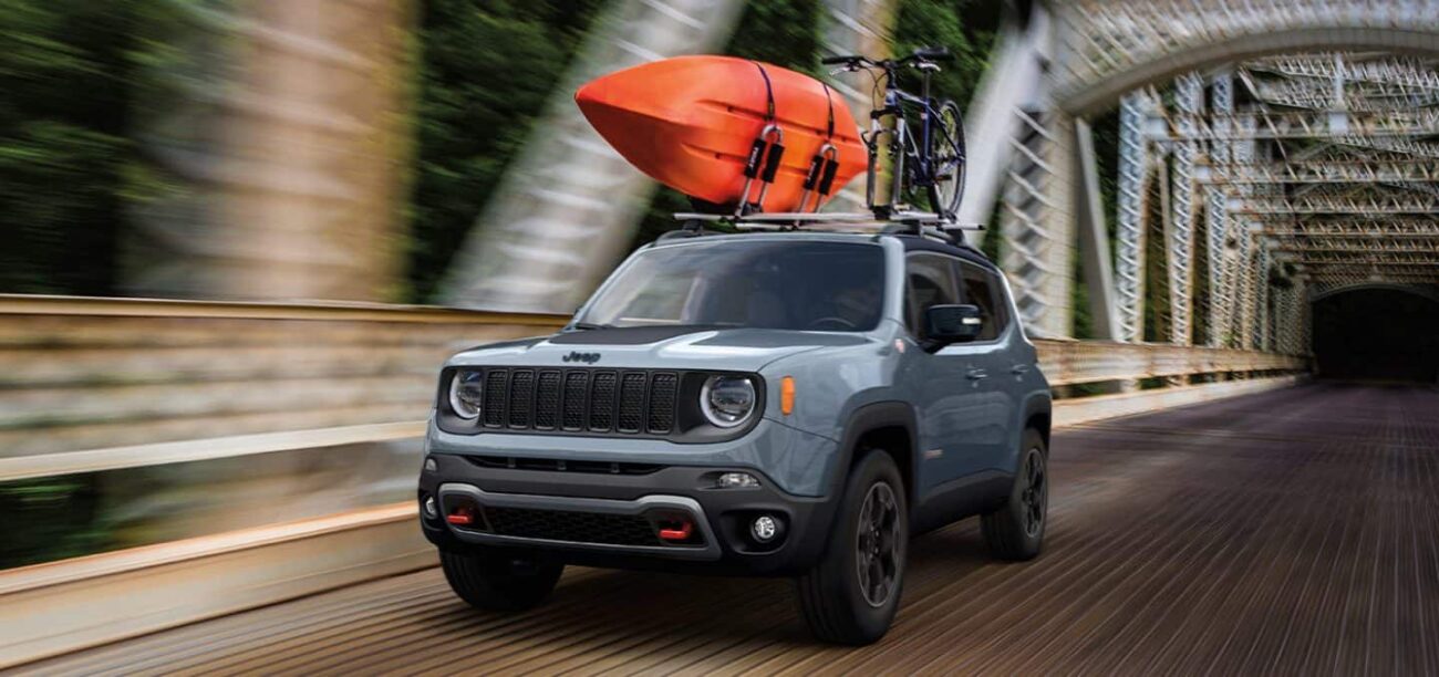 2023 Jeep® Renegade Interior & Exterior Images