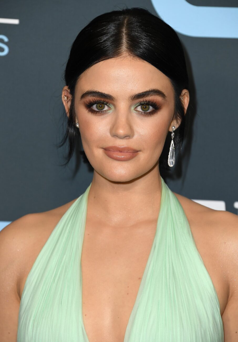 Celebrity with Mint Green Makeup