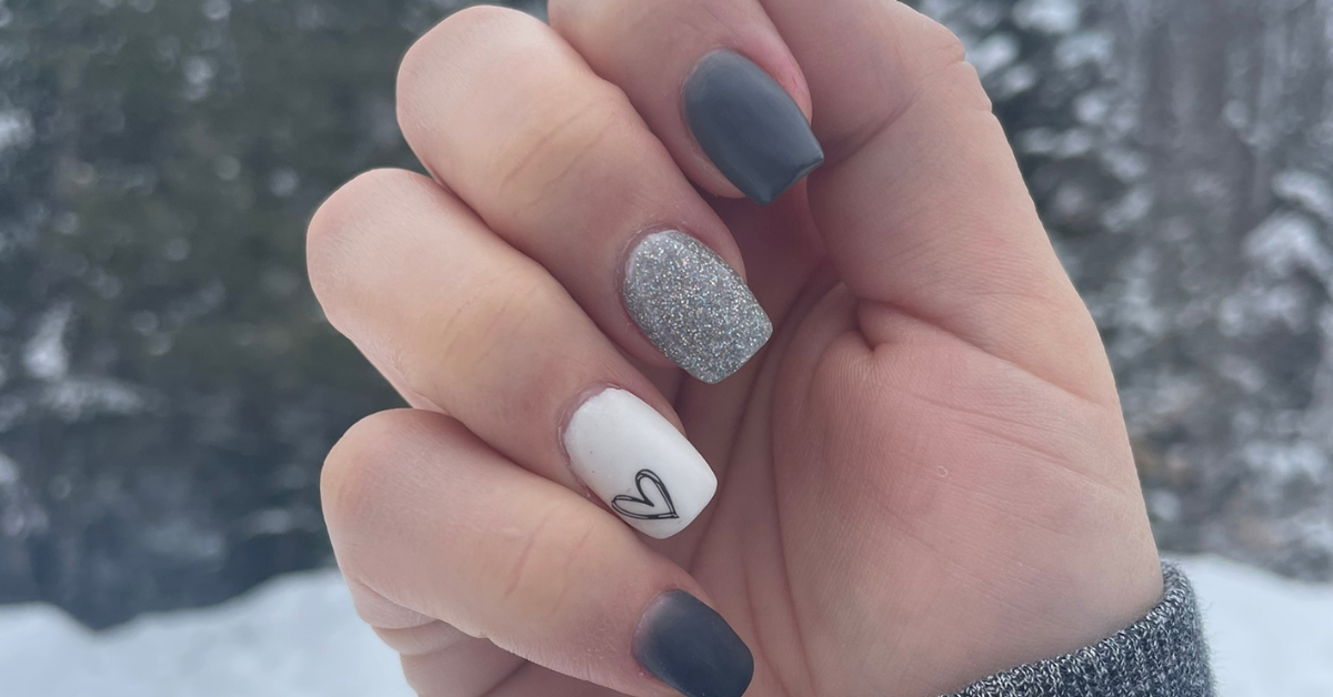 gray nail art