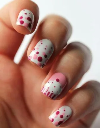 Cupcake Decorated Nail