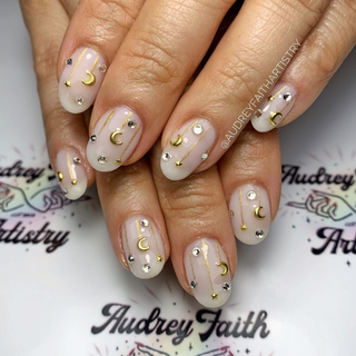 Faith Decorated Nail