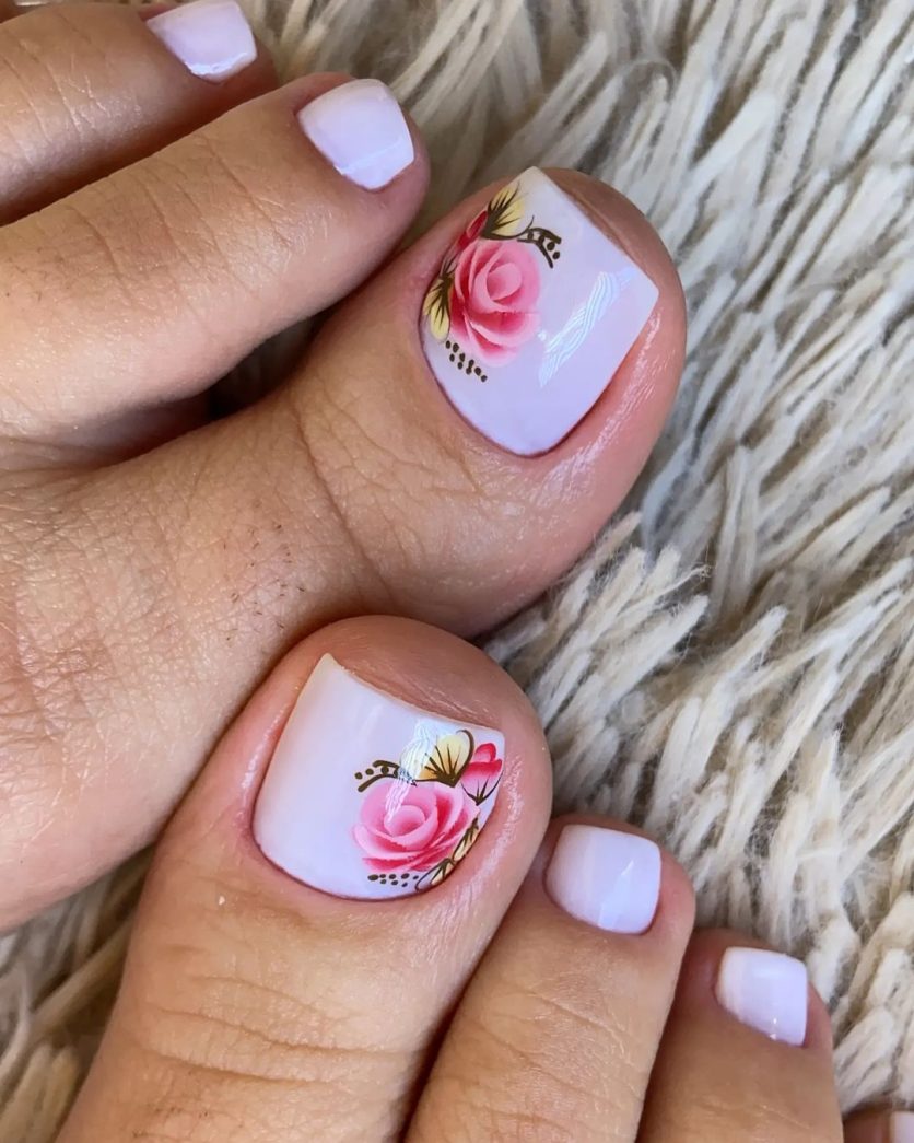 Unhas Do Pé Com Flores