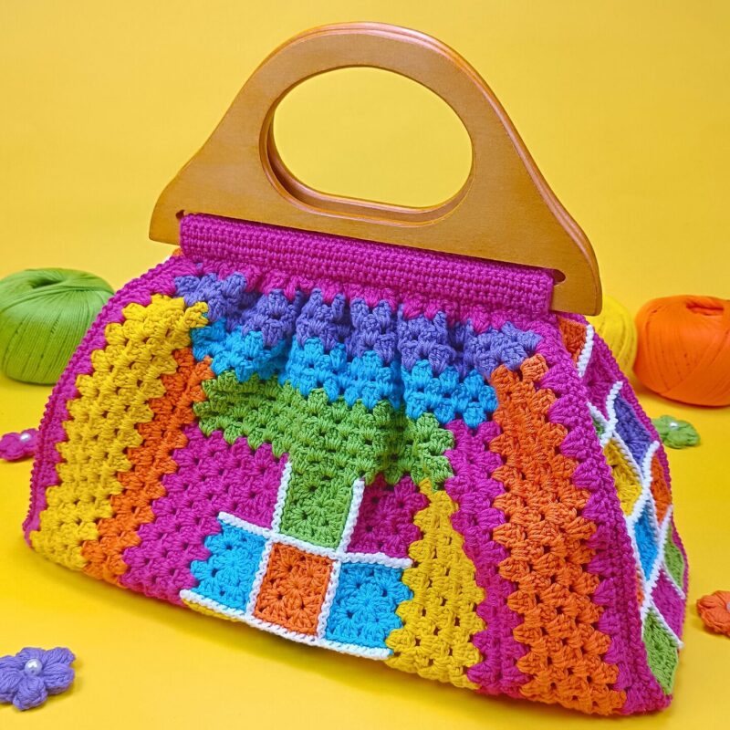 bolsa de croche arco iris