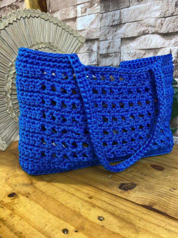 bolsa de crochê azul