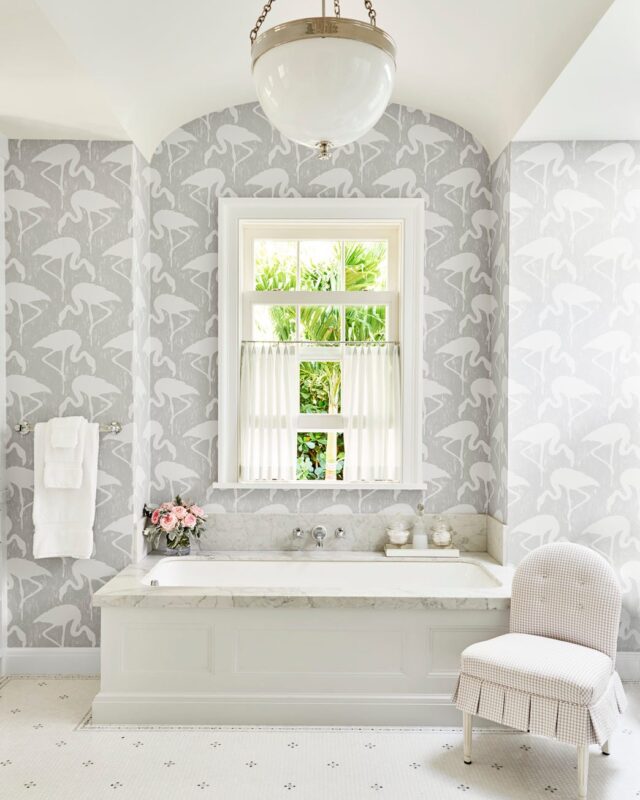 White Bathroom Decoration