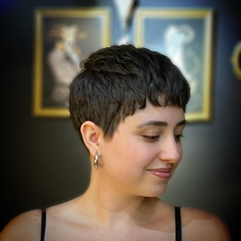 corte feminino curto moderno