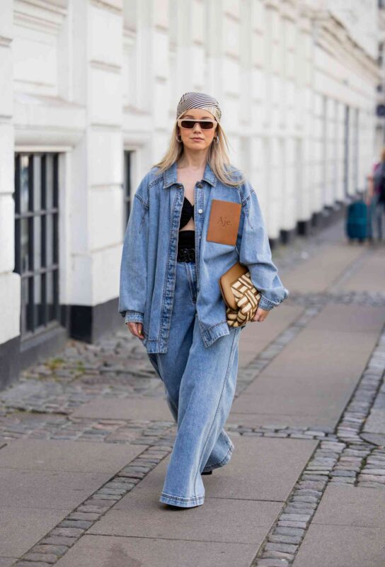 look-camisa-jeans-feminino