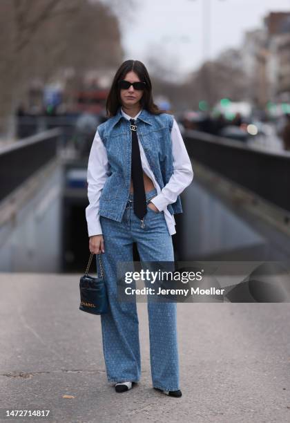 look-colete-jeans-feminino