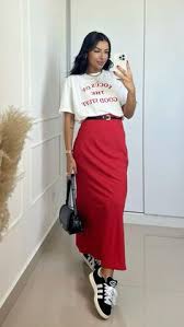 look-com-saia-vermelha-feminino