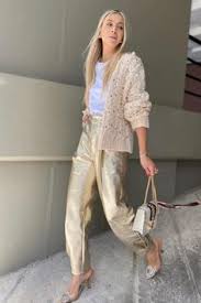 look-dourado-feminino