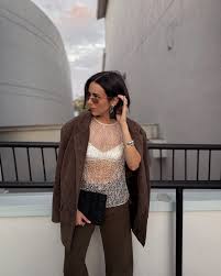 look-com-blazer-para-noite-feminino