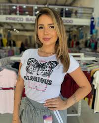 look-tshirt-feminino