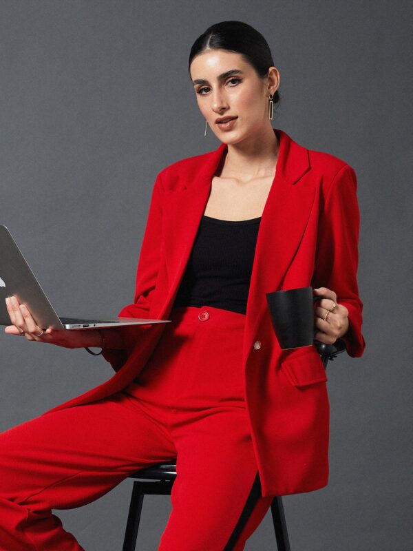 looks-com-blazer-vermelho-feminino