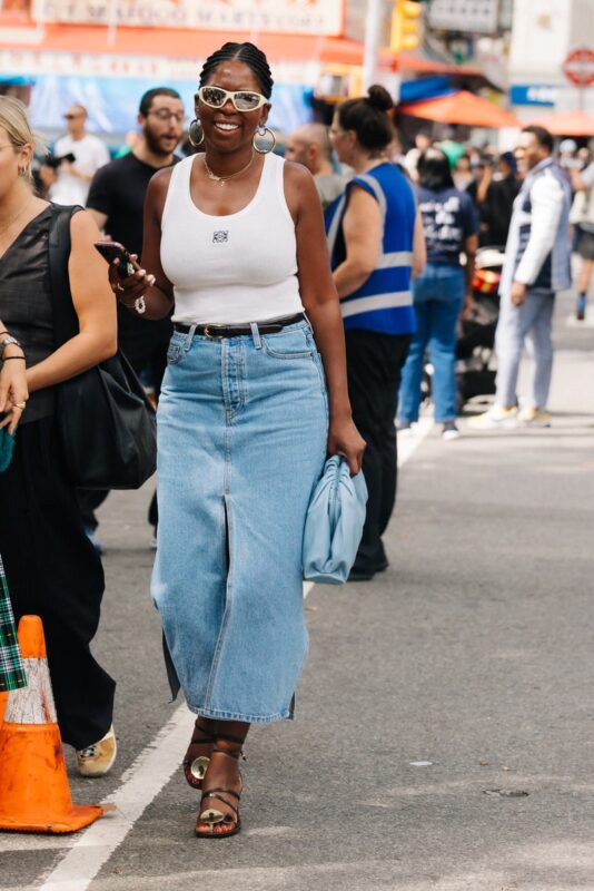 look-azul-e-branco-feminino