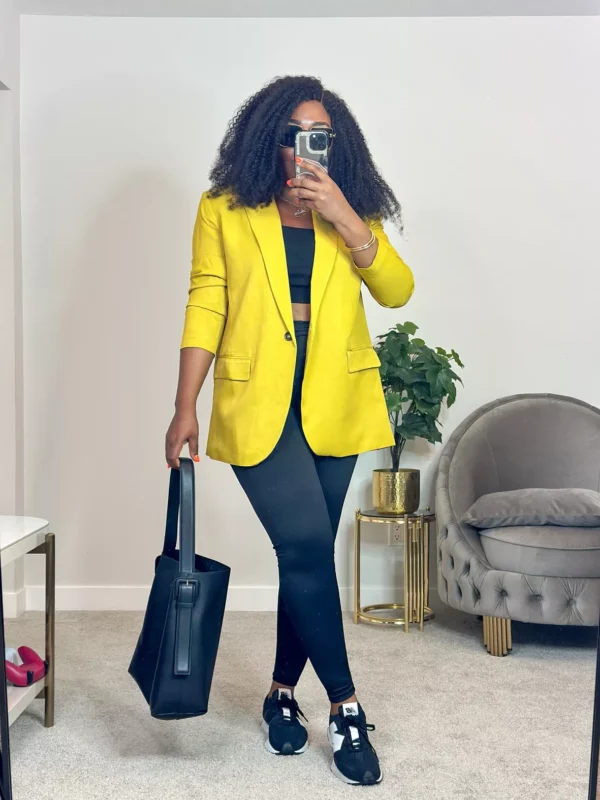 look-com-blazer-amarelo-feminino