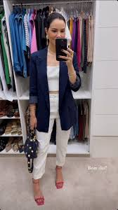 look-azul-e-branco-feminino