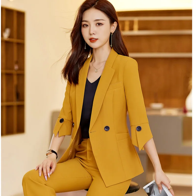 look-com-blazer-amarelo-feminino