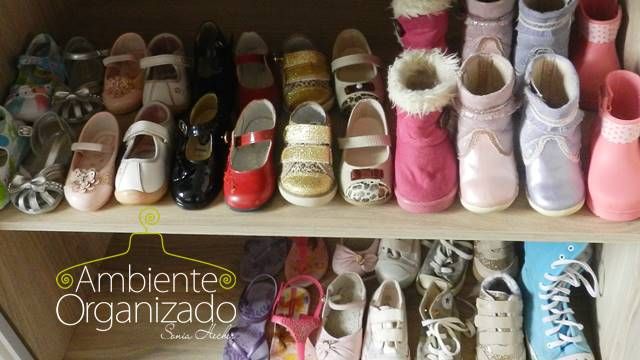 Closet infantil organizado